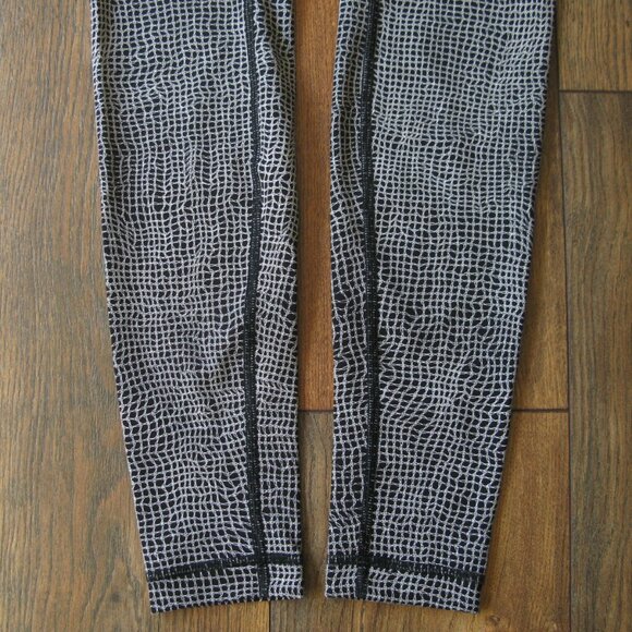 Lululemon Fall Net leggings size 6 *EUC - Picture 5 of 11